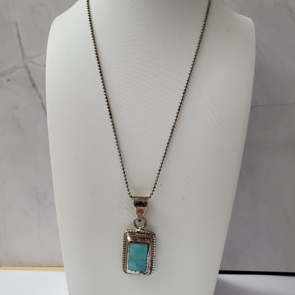 Sterling Silver 925 Turquoise Pendant on Silver Chain - Picture 2 of 7